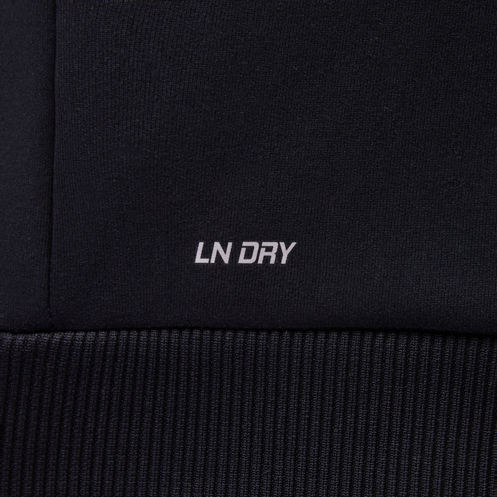 AWDV962-1 Свитшот Essentials черный